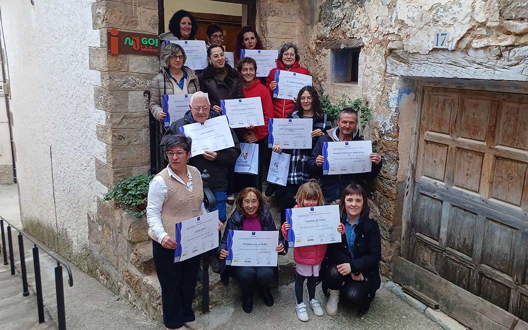 Los establecimientos con su diploma / C. Maestrazgo
