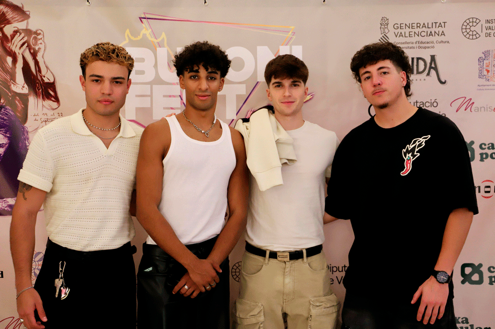 El equipo de Panther Fiction posa en un photocall./ Panther Fiction