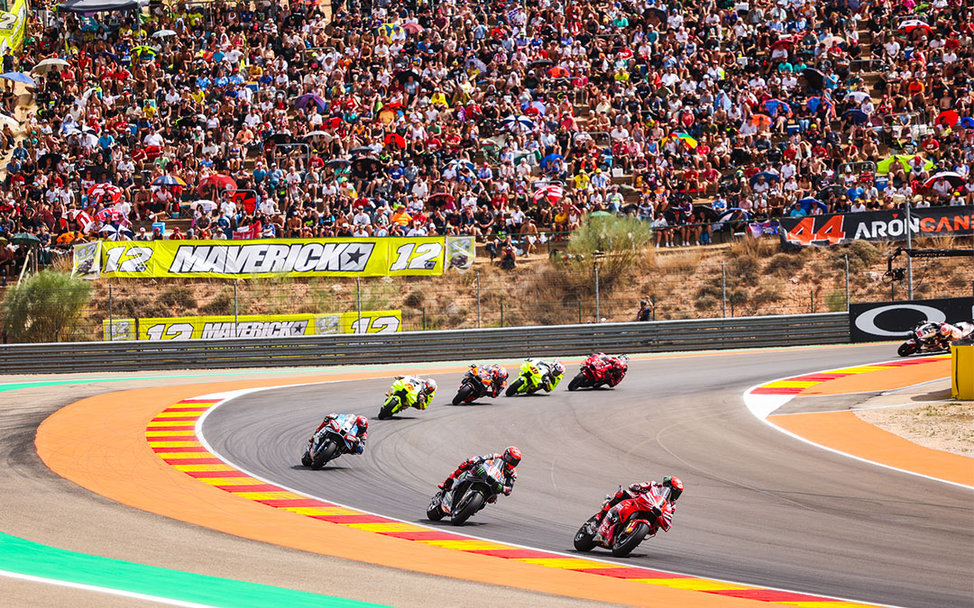 Instante de una de las carreras del Gran Premio de MotoGP en Motorland Aragón. / Motorland Aragón