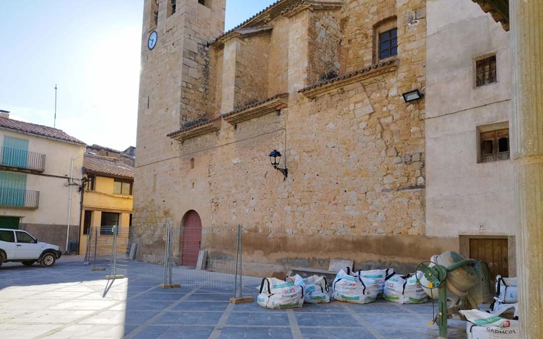 Rehabilitación de la fachada de la Iglesia de Torre de Arcas /Luis Lasmarias