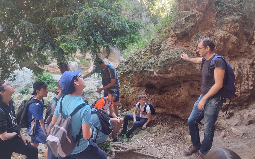 Visita a Montoro de Mezquita con el paleontólogo Luis Mampel / Dinópolis