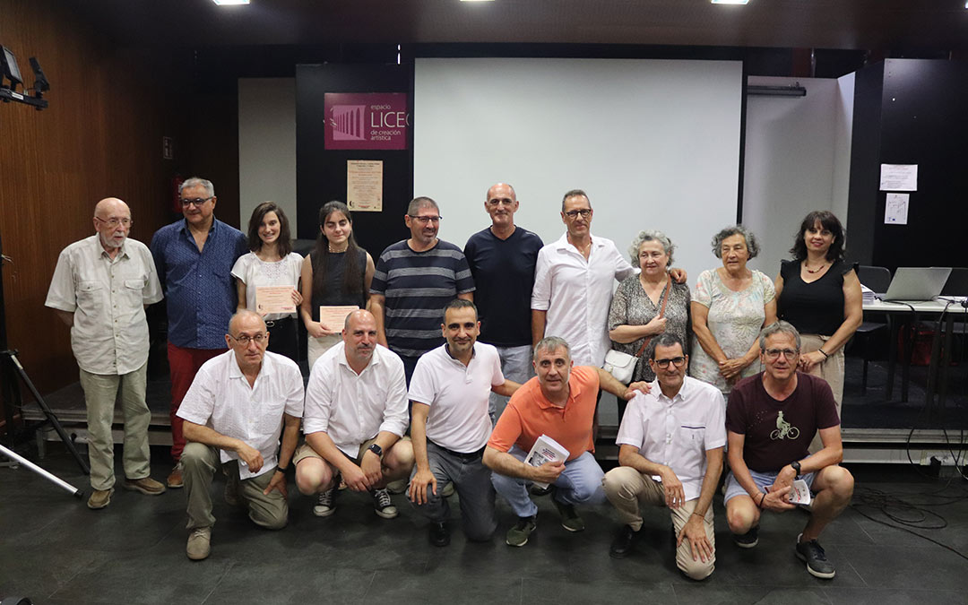 Todos los premiados del XI Certamen de Microrelatos Javier Tomeo. /A.S.