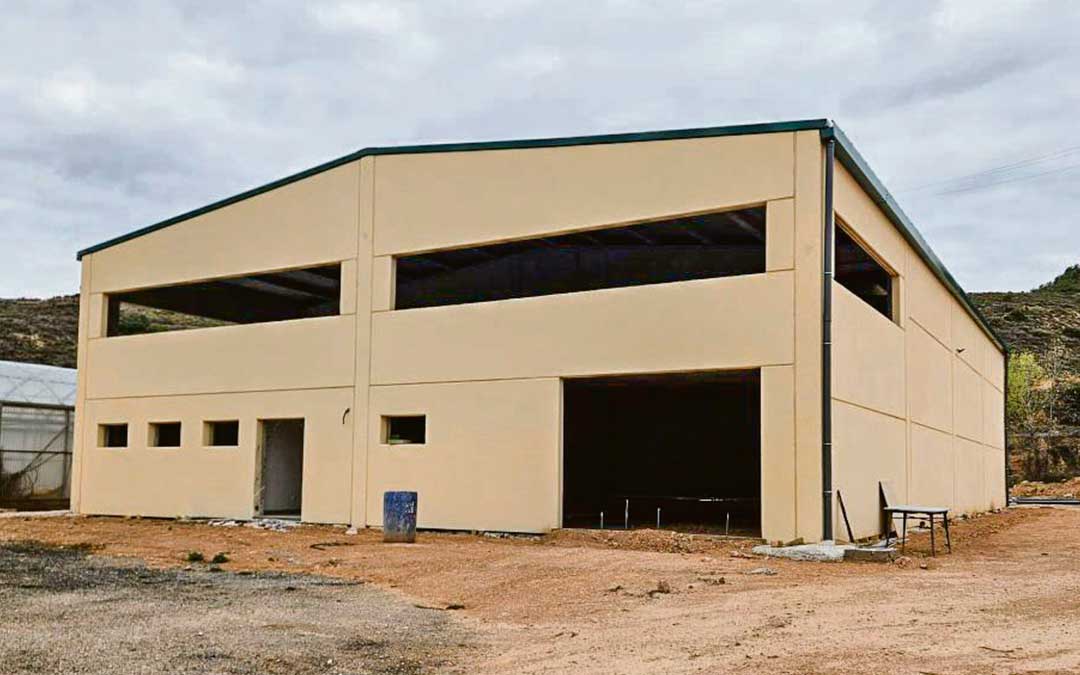 Exterior del nuevo centro de trabajo de Atadi./ Ayto.