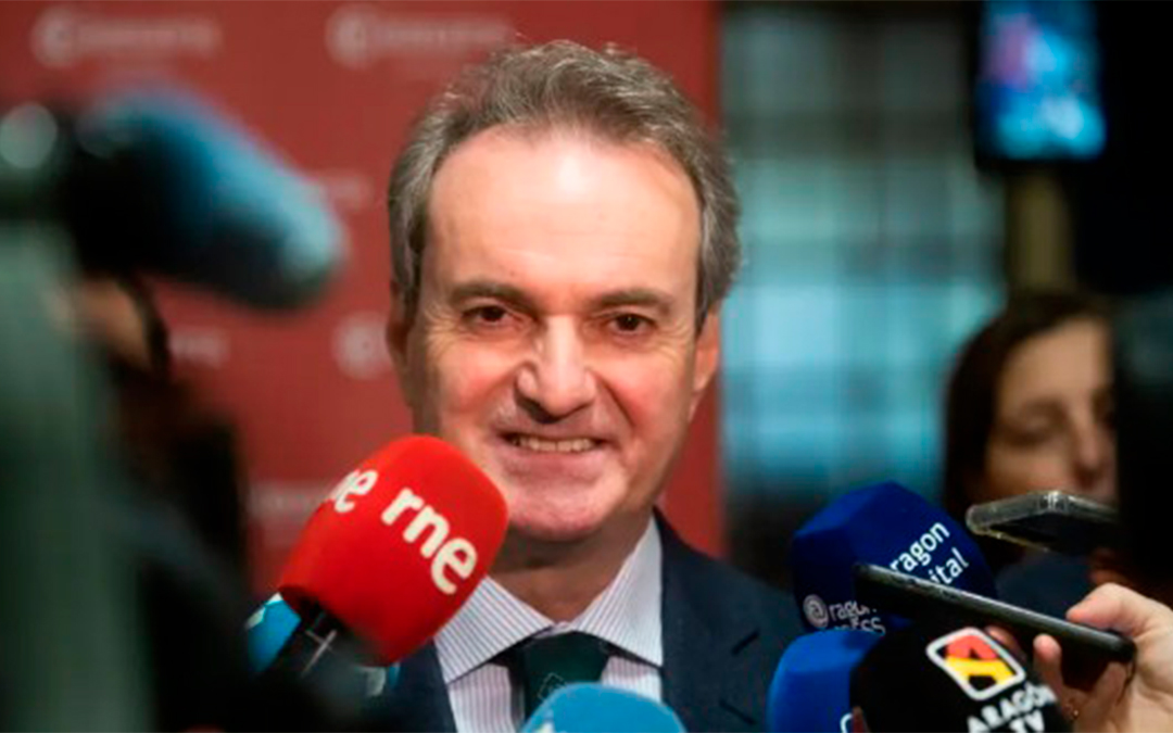 Jorge Villarroya, presidente de la Cámara de Comercio de Zaragoza durante la intervención. / Francisco Jiménez