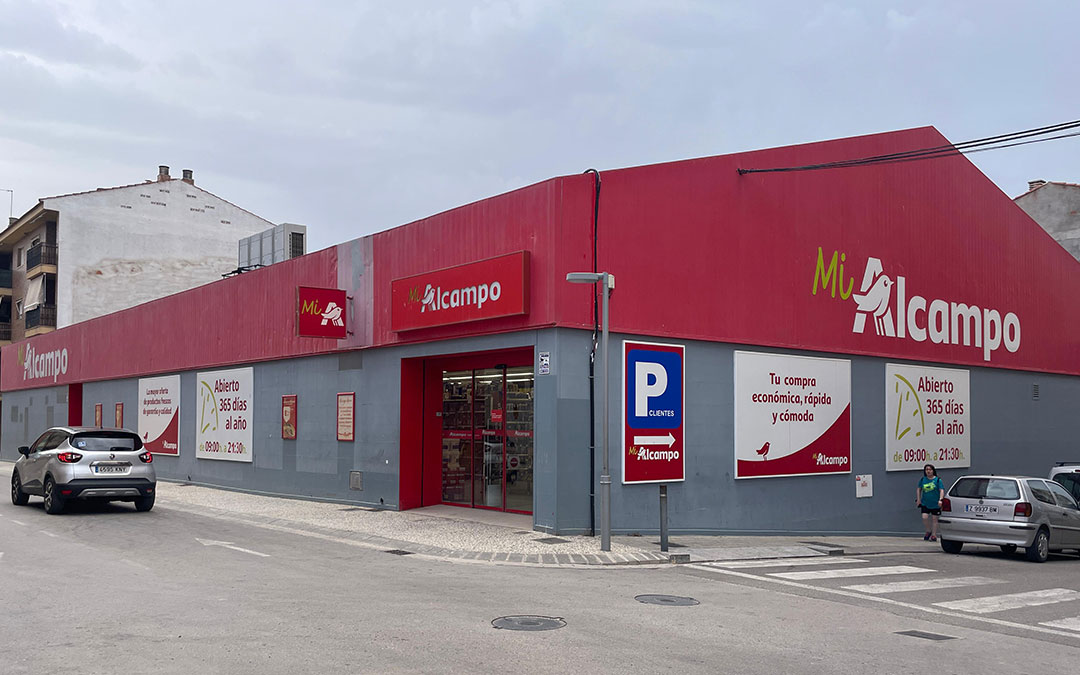 Imagen del Alcampo de Caspe. / S.F