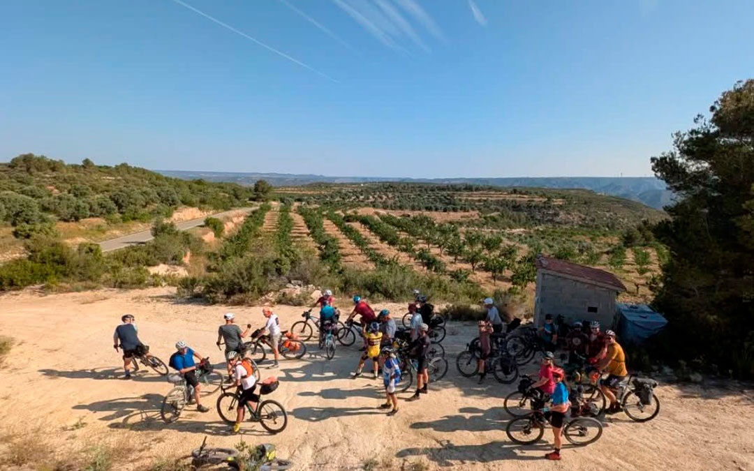 El grupo de ciclistas completó sin incidentes la ruta./ Ayto. Fayón
