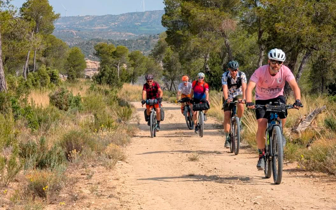 El grupo de ciclistas completó sin incidentes la ruta./ Ayto. Fayón