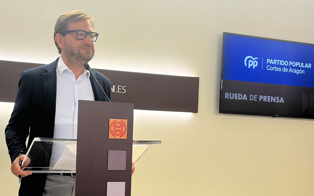 Ledesma (PP) en rueda de prensa este jueves./ PP