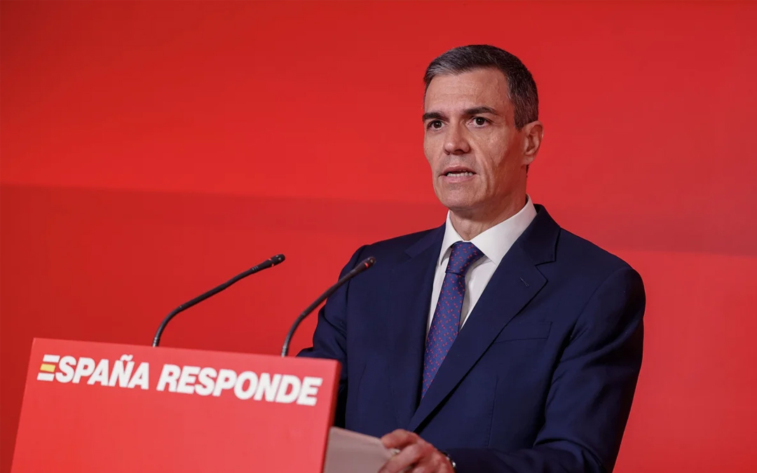 El presidente del Gobierno y líder del PSOE, Pedro Sánchez, este jueves durante la rueda de prensa en la sede del partido / PSOE