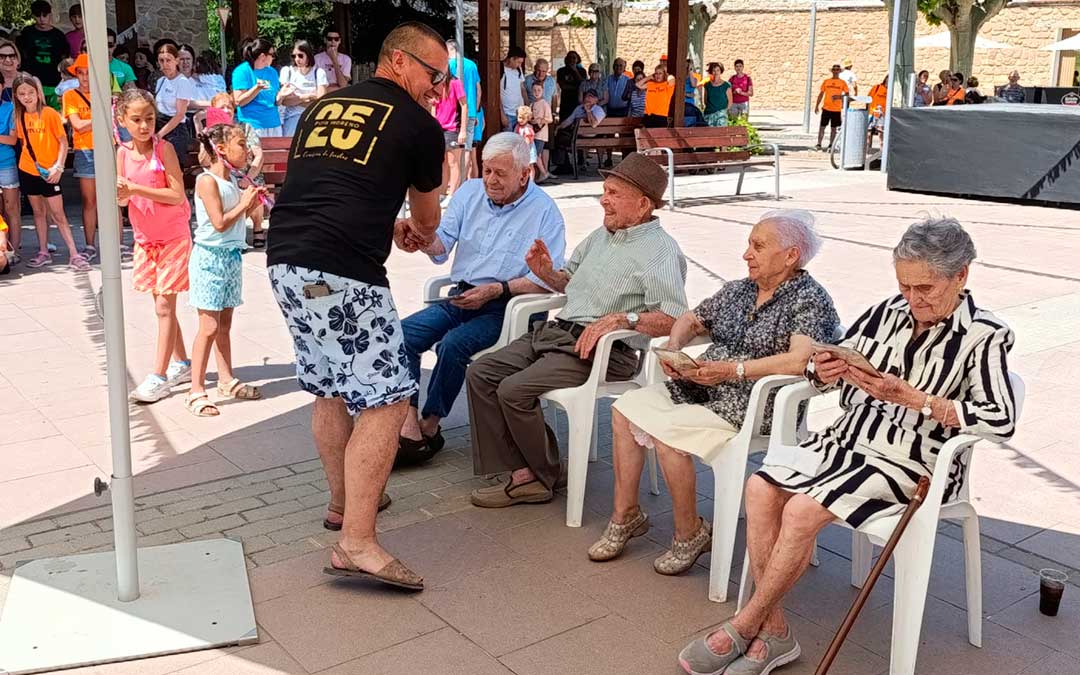 Chupinazo fiestas Puigmoreno este viernes./ Saúl Valero.
