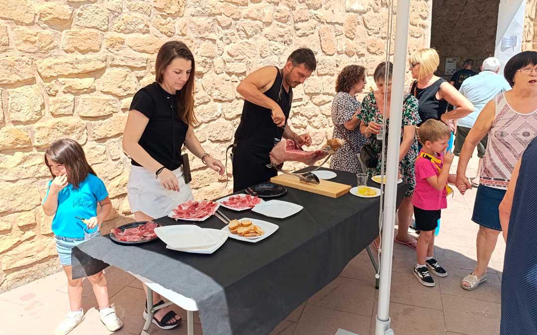 Chupinazo fiestas Puigmoreno este viernes./ Saúl Valero.