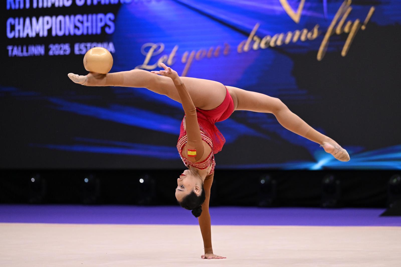 La gimnasta Alba Bautista durante el Europeo, tras medio año sin poder competir por su lesión. / A.B