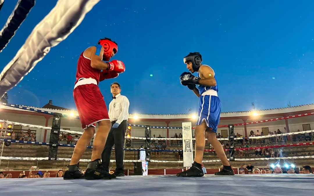 Combate amateur en la plaza de toros de Calanda./ A.D.