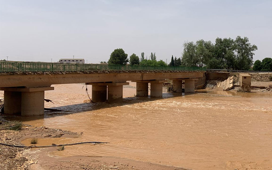 El puente de Vinaceite, una de las localidades afectadas tras el temporal. / S.C