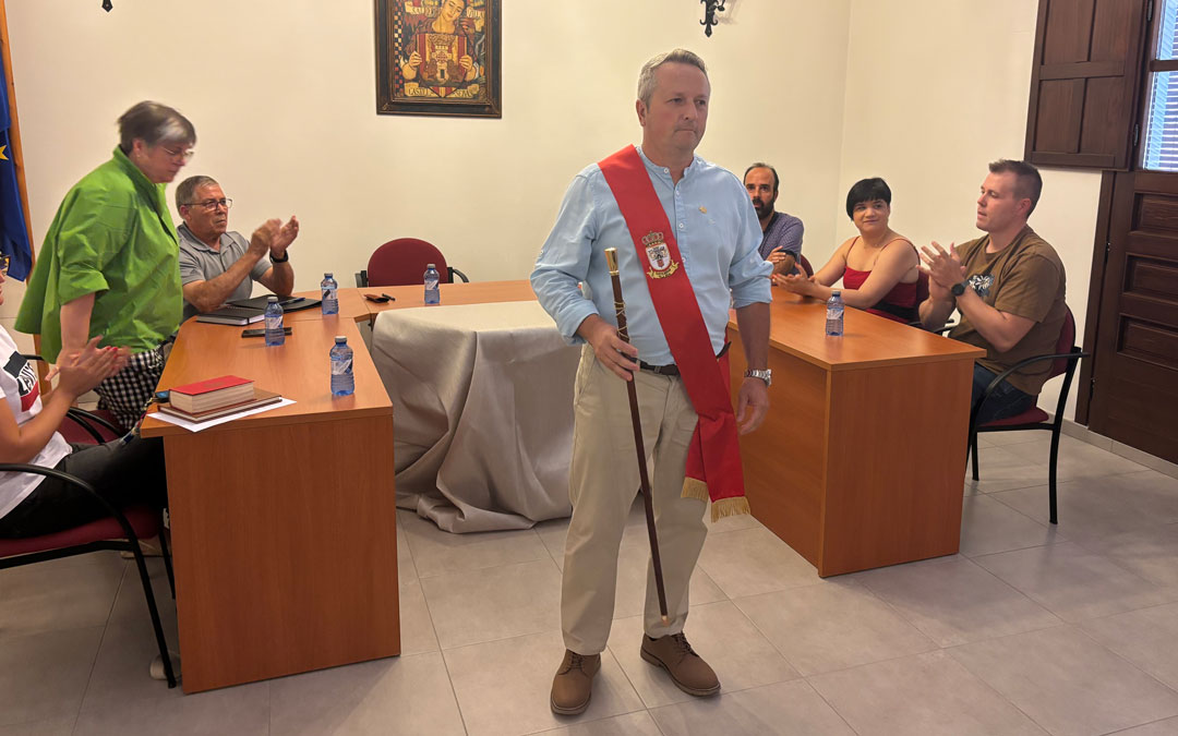 Santiago Anglés se ha convertido en el nuevo alcalde de Castelserás./ M.M.R.