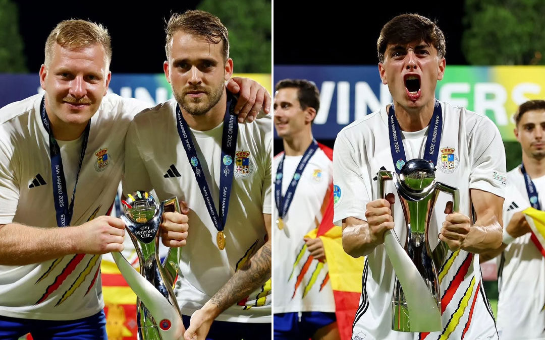 Los campeones junto a la copa de regionales./ L.C.