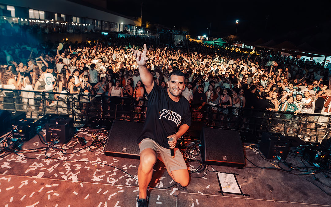 El festival, impulsado por el dj alcañizano Jordi Sanz, ha alcanzado los 4.500 asistentes. / Luciano El Fotoanimador