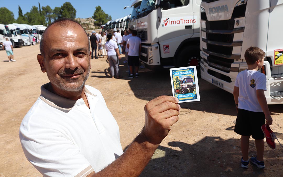 Alex Stoian, camionero desde hace 20 años, comparte este día con los suyos. /A.S.