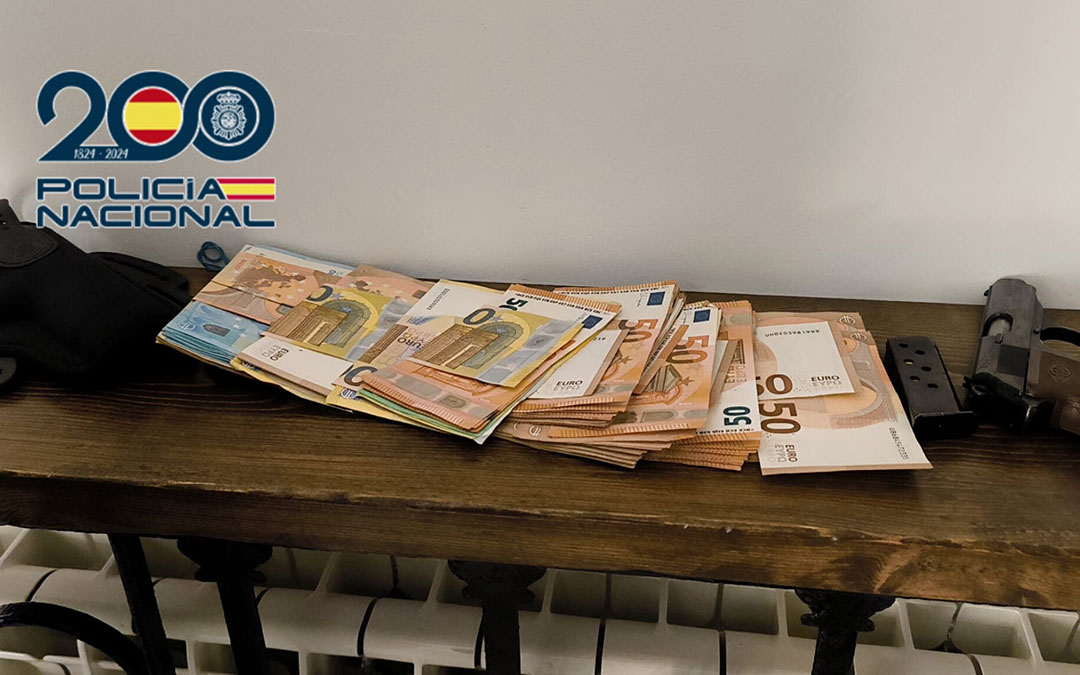 Operación contra una red internacional de distribución de droga desde Azaila. / Policía Nacional