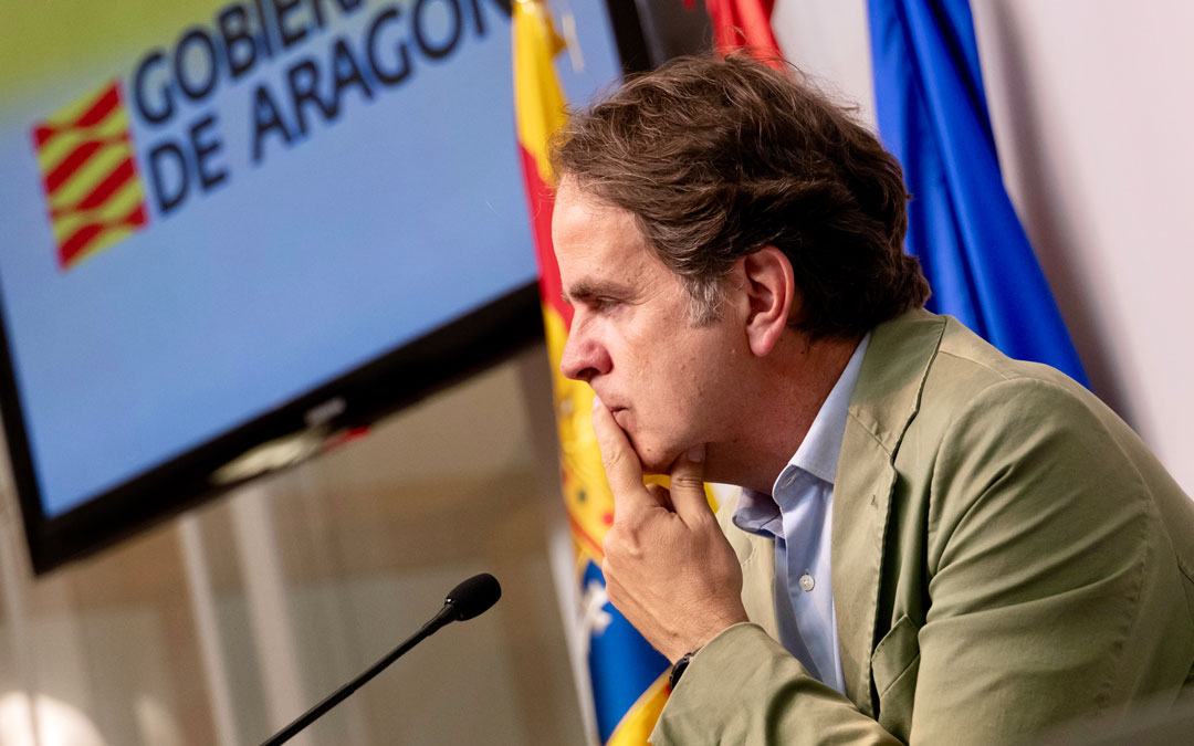 Roberto Bermúdez de Castro, durante una rueda de prensa en el Pignatelli./ DGA