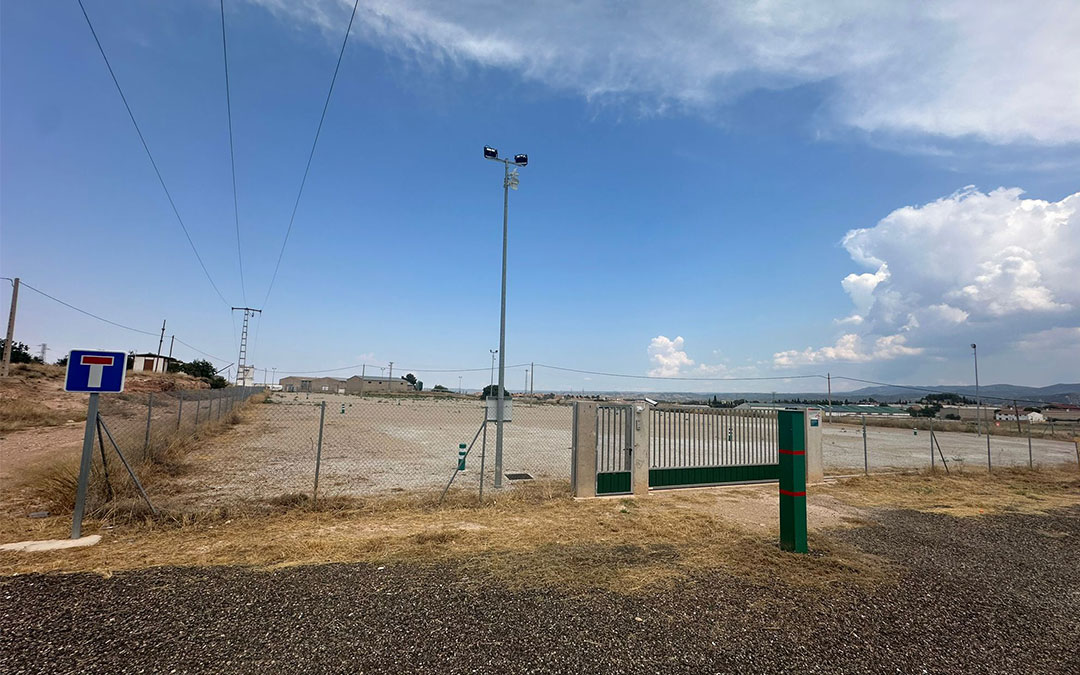 Las instalaciones del nuevo parking de camiones de Calanda, ubicado al final del Paseo de Alcañiz. / Ayto