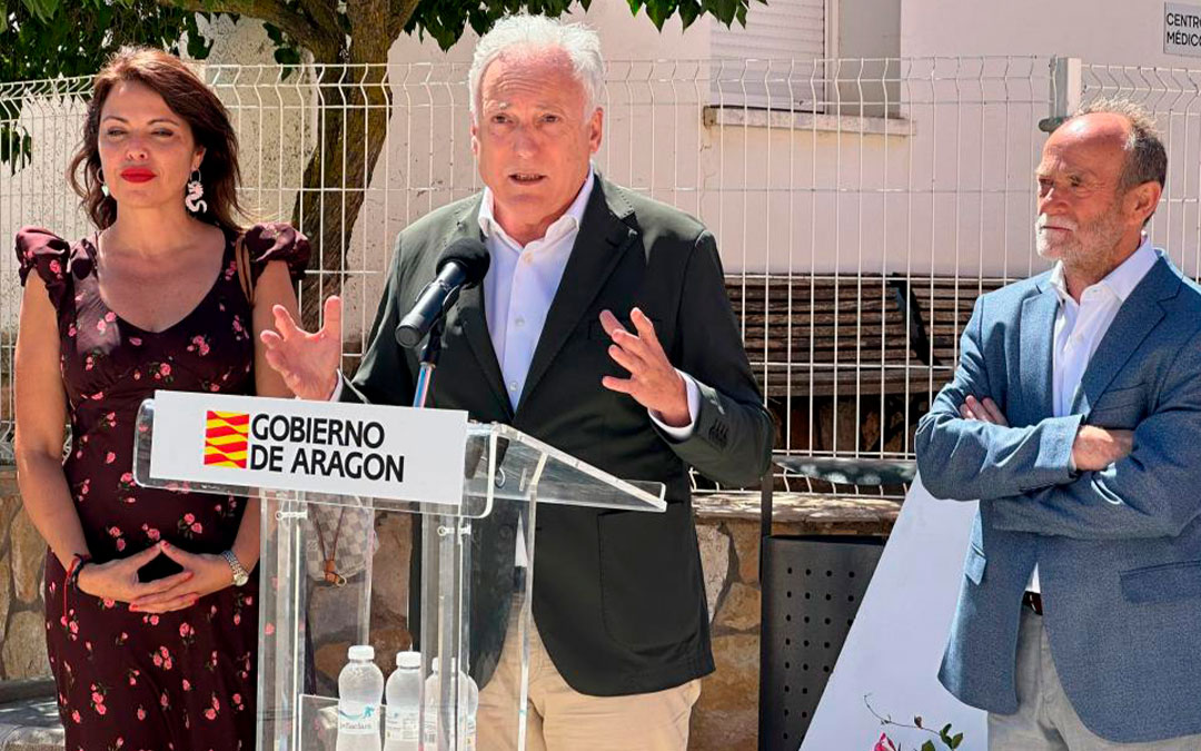 El consejero de Vivienda, Logística, Cohesión Territorial y Fomento, Octavio López, anunció las ayudas el pasado lunes./ DGA
