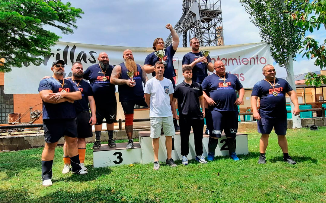 Podio de la tercera liga de fuerza en Utrillas./ AYTO
