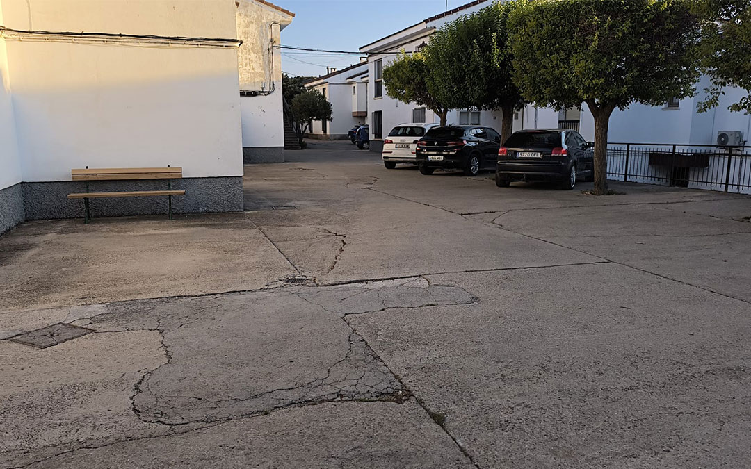 Imagen de la zona de la urbanización Aragón, en la que se llevará a cabo la renovación integral del pavimento. / C.R