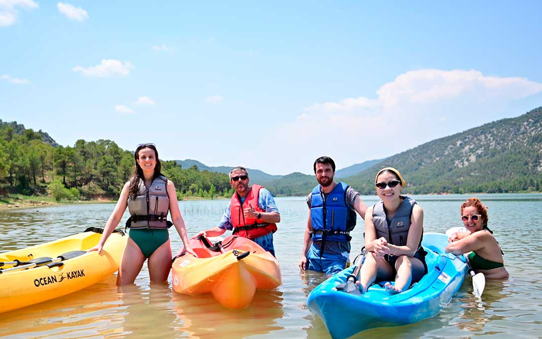 La empresa de turismo en la naturaleza Karalom superará las visitas de estos dos últimos años. Recibe visitantes de Madrid, Valencia y cada vez más zaragozanos./ Karalom.