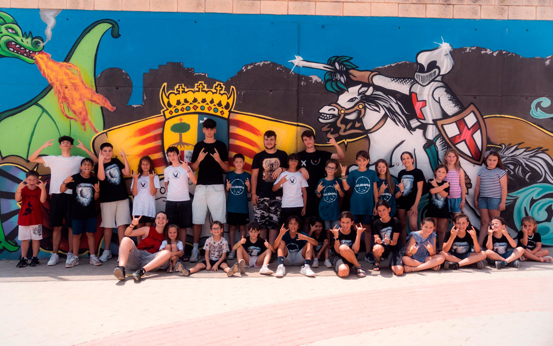 Imagen de la grabación del videoclip en el centro alcañizano./ ALTERNATIVA MANAGEMENT