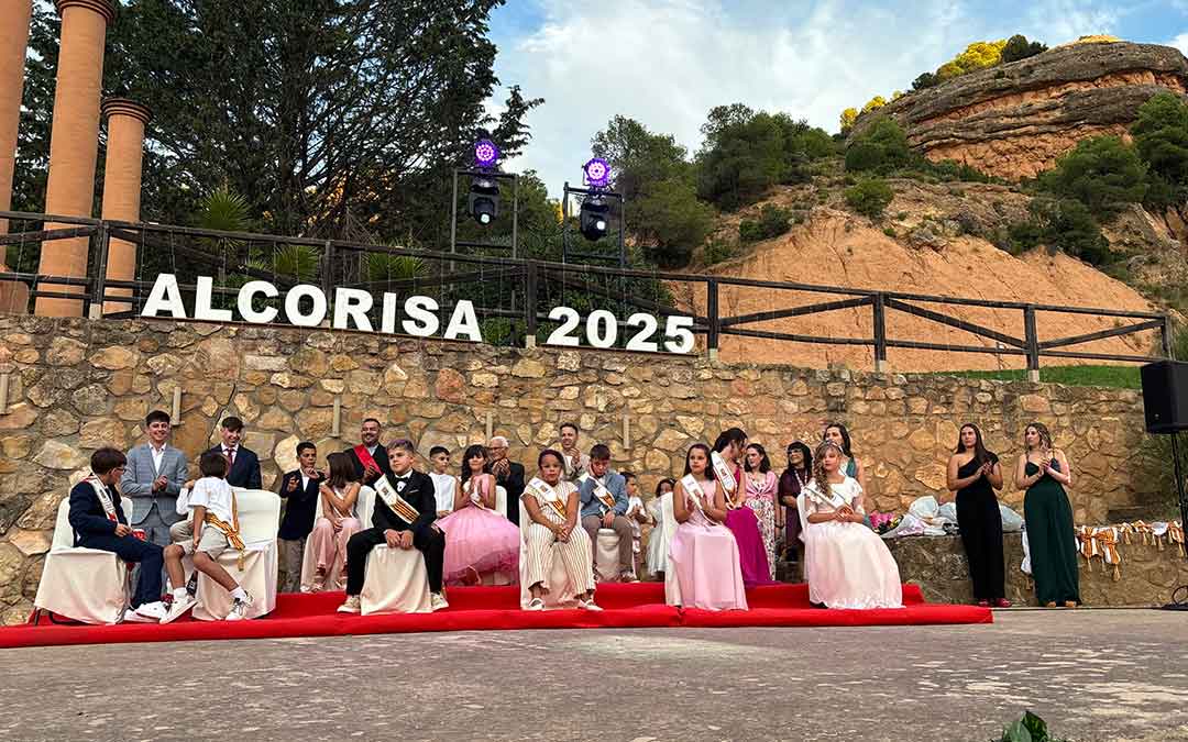 Presentación de las Majas 2025 en Alcorisa./ A.D.