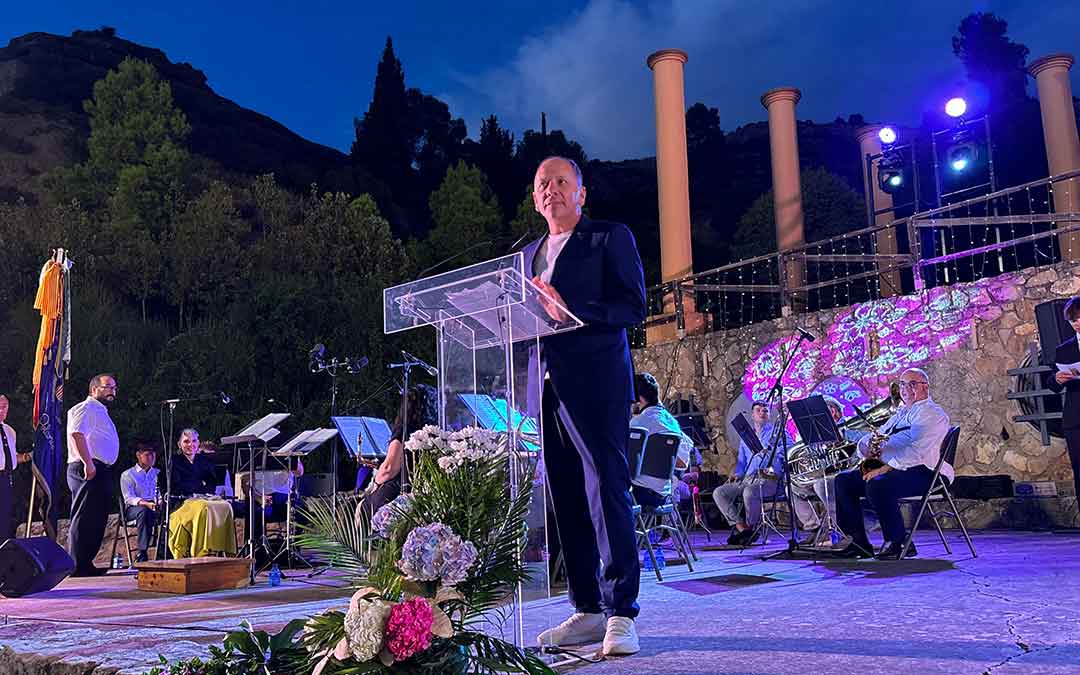 Presentación de las Majas 2025 en Alcorisa./ A.D.