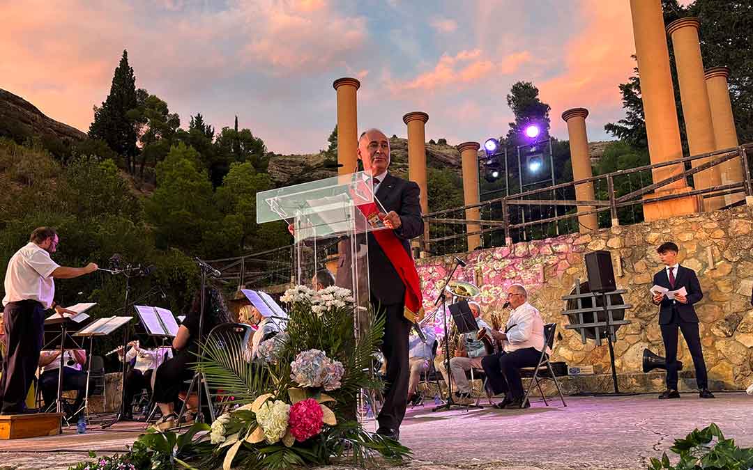 Presentación de las Majas 2025 en Alcorisa./ A.D.