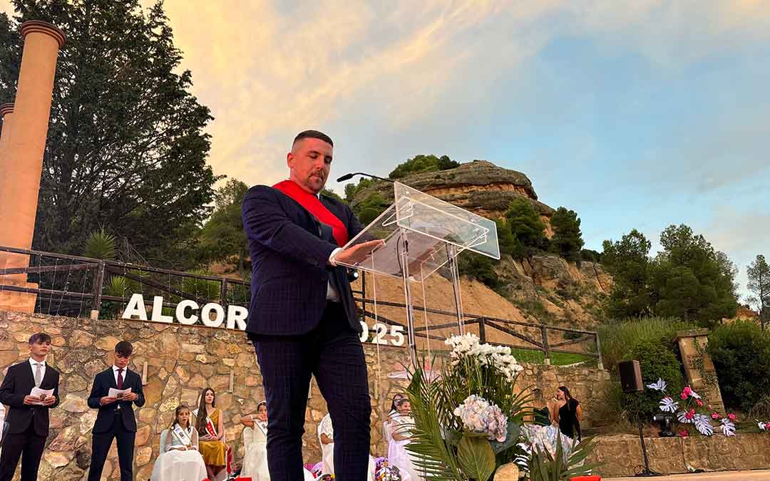 Presentación de las Majas 2025 en Alcorisa./ A.D.