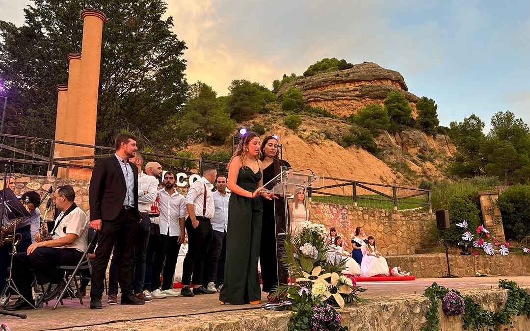 Presentación de las Majas 2025 en Alcorisa./ A.D.