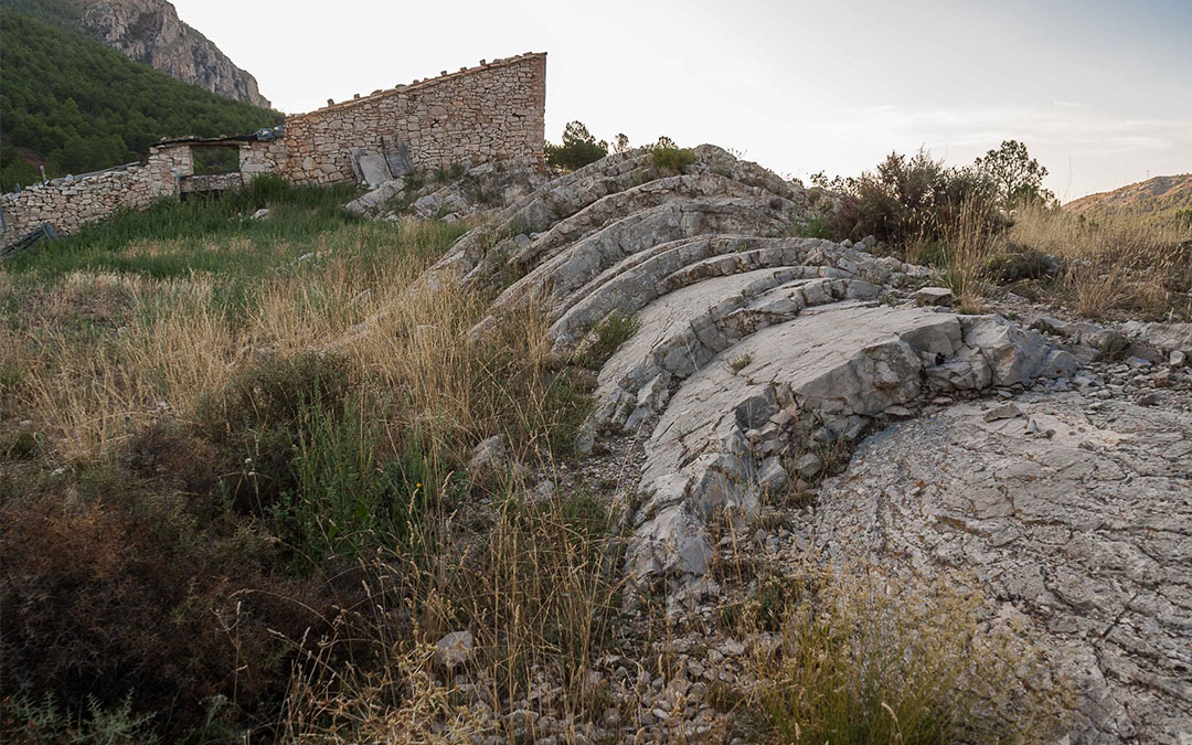 El itinerario permitirá visitar el anticlinal tumbado de Utrillas. / Ayuntamiento de Utrillas