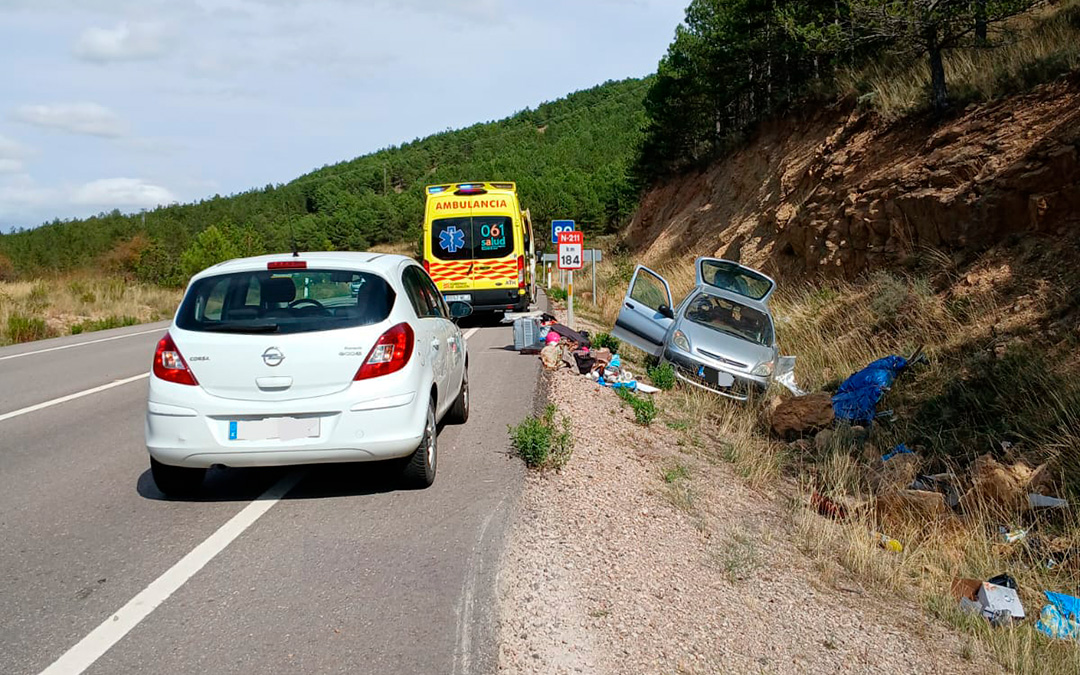 Accidente en la N-211 a la altura de Cañizar del Olivar. / L.C