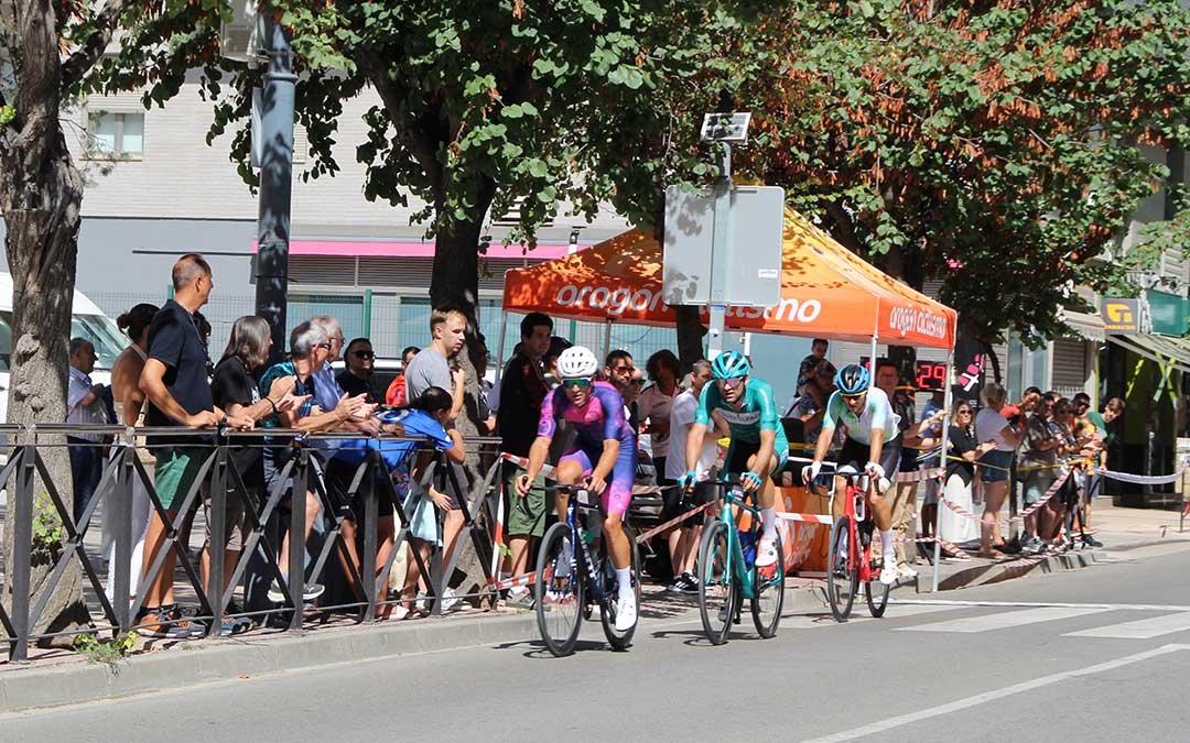 I ‘Critérium’ de ciclismo Ciudad de Alcañiz, Copa de Aragón. / B. Severino