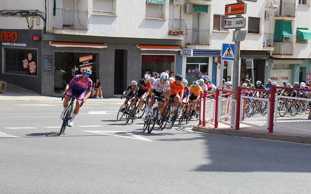 I ‘Critérium’ de ciclismo Ciudad de Alcañiz, Copa de Aragón. / B. Severino