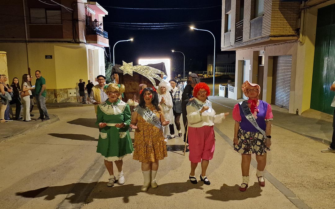 Comparsa Las Muñecas de Famosa./M.J. Salvador