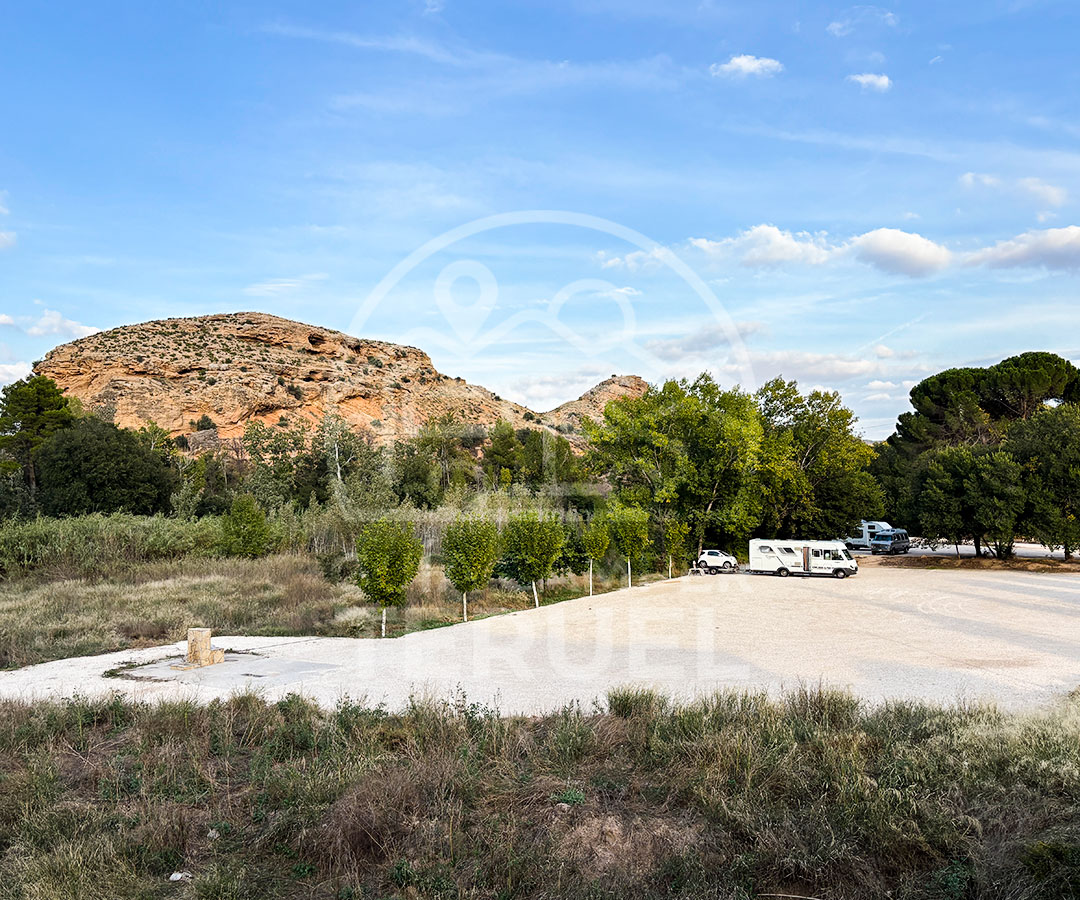 area-autocaravanas-albalate-teruel-2