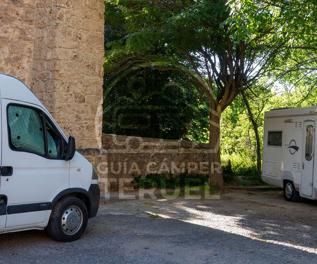 area-autocaravanas-calomarde-teruel-6