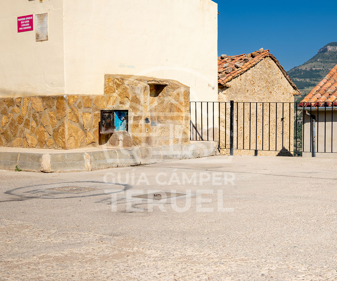 area-autocaravanas-cantavieja-teruel-5