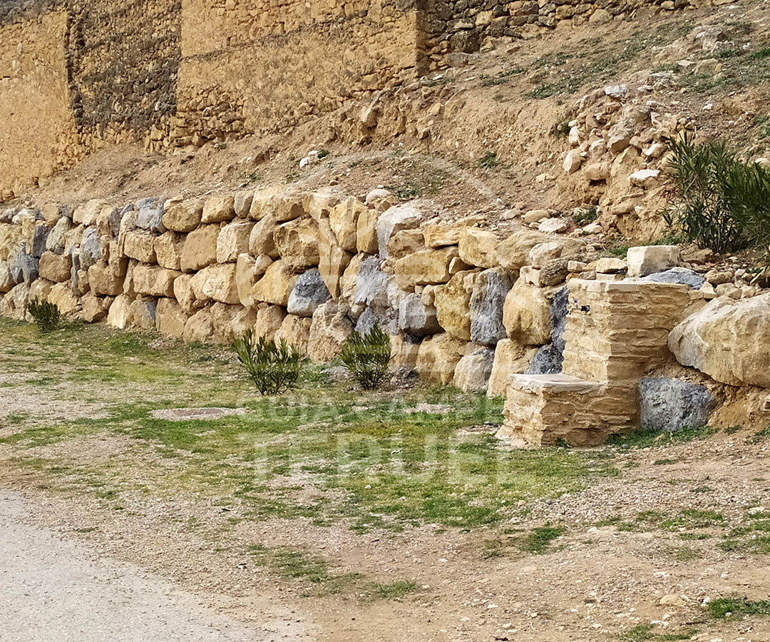 area-autocaravanas-cuevas-canart-teruel-5