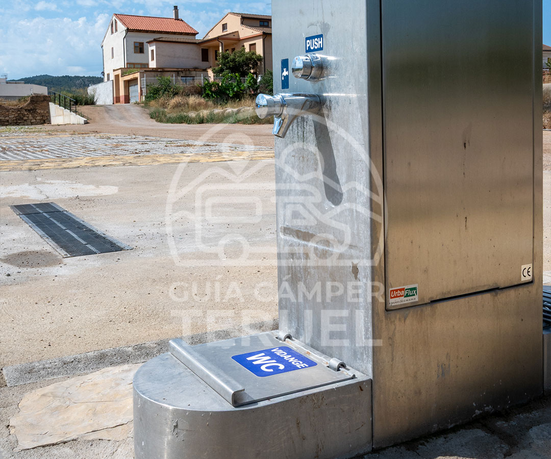 area-autocaravanas-mas-matas-teruel-6