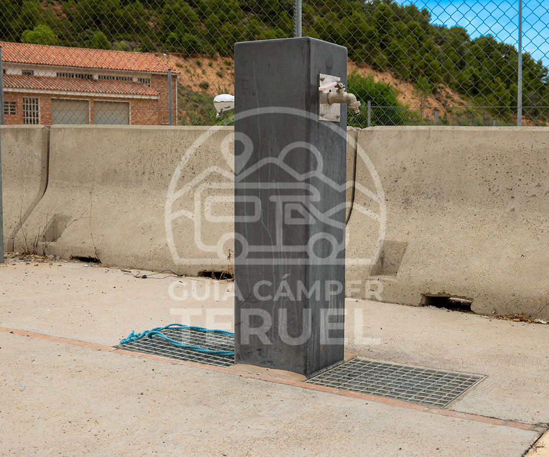 area-autocaravanas-monroyo-teruel-3