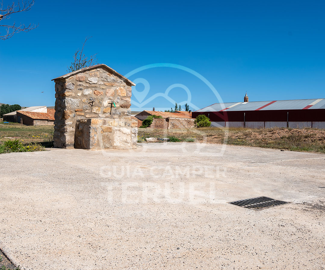 area-autocaravanas-pobo-teruel-3