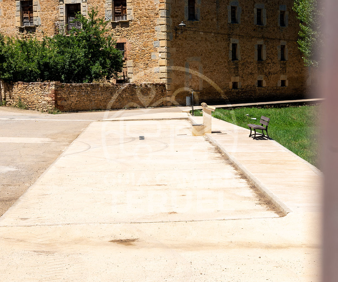 area-autocaravanas-villarroya-teruel-2
