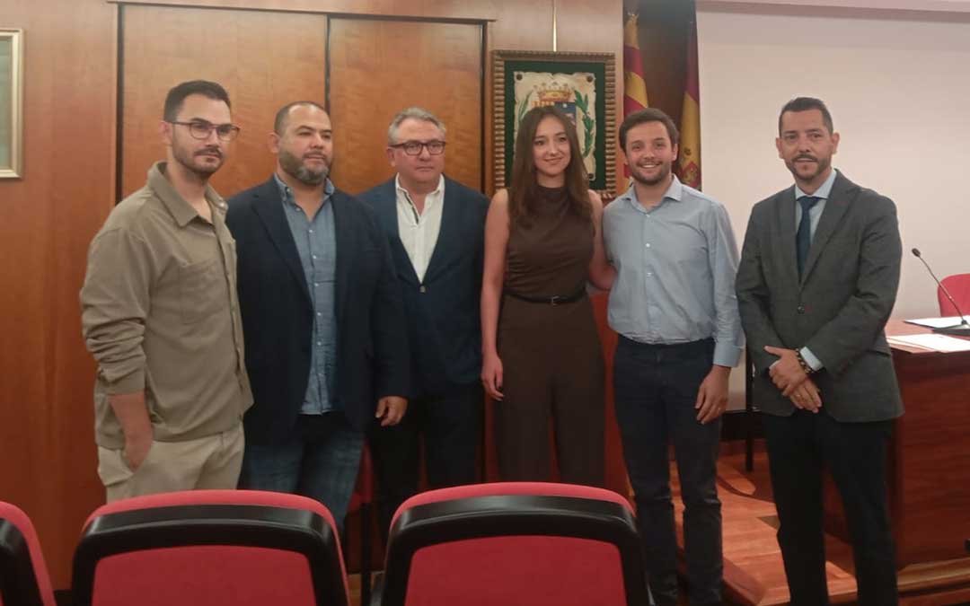 Acto de reconocimiento a la excelencia académica de los médicos en formación organizado por el Colegio de Médicos de Teruel / C.M.