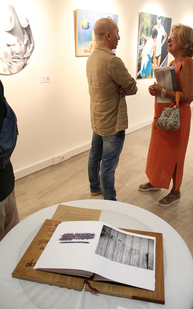 Inauguración de la muestra del I Certamen de Arte Contemporáneo José Lamiel en Calanda. / B. Severino